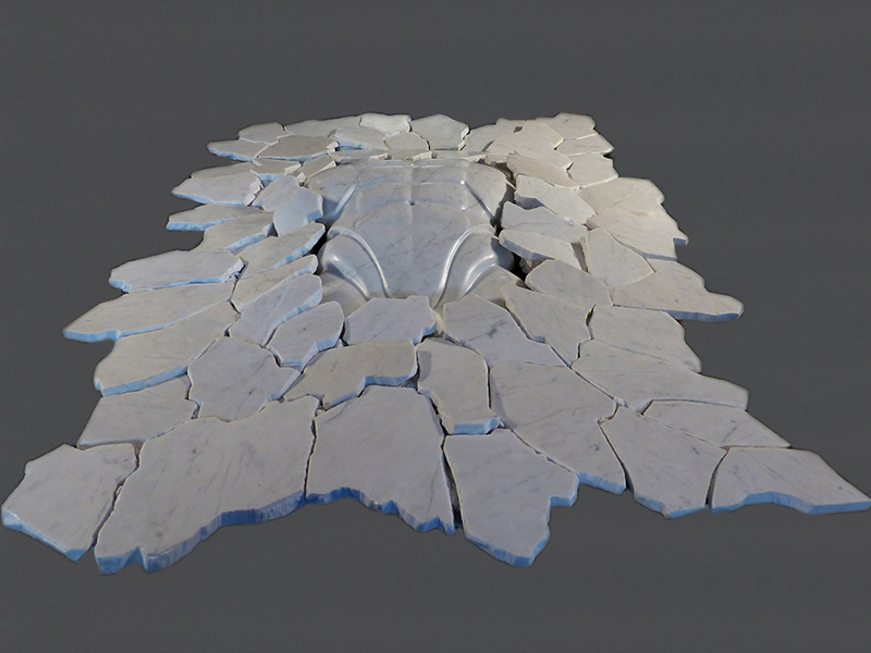 IZA, Isabelle Ardevol, femme artiste contemporain, sculpteure, sculptrice, art En-Terres Andalouses, serie En Terres confinees, marbre blanc de carrare - 2020