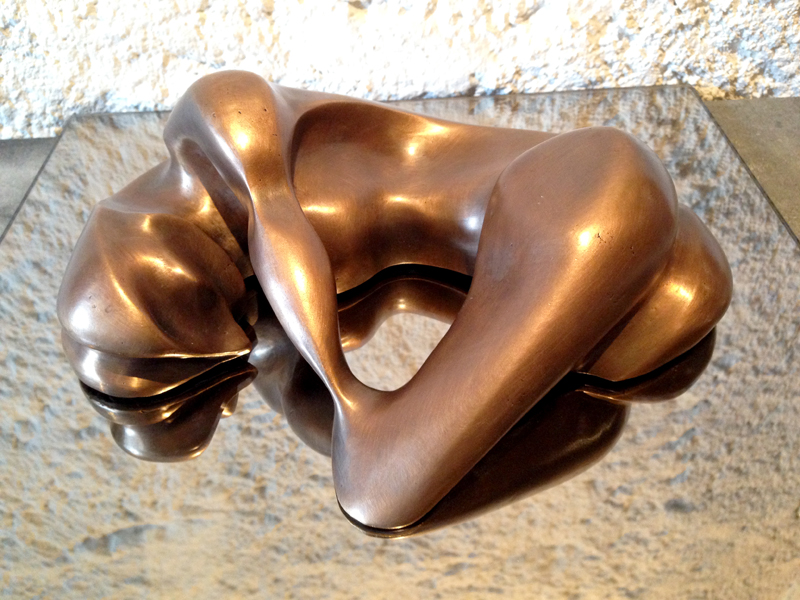 Isabelle Ardevol, Elle bronze sculpture casted in 2015. Represents a reclined woman