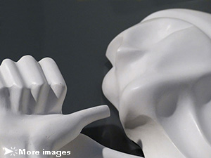 Isabelle Ardevol, Amy, acrylic resin sculpture inspired in Amy Winehouse death, 2012