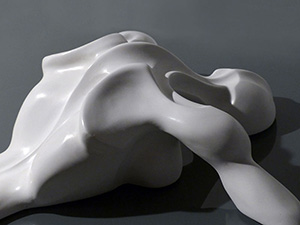 IZA, Isabelle Ardevol, femme artiste contemporain, sculpteure, sculptrice, art Anf^ge dechu, sculpture en resine acrylique, 2014