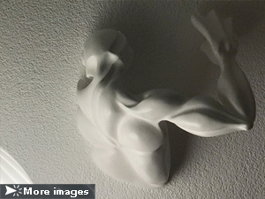 IZA, Isabelle Ardevol, woman contemporary artist, sculptress, art, Tearing of, acrylic resin sculpture part of the emergence serie, 2015