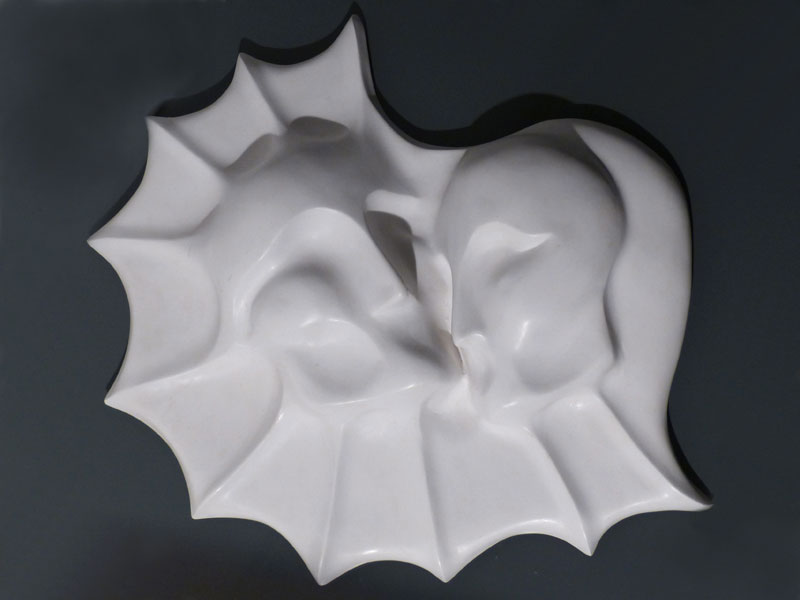 Sculpture appelée Couple Solaire de IZA - Isabelle Ardevol - Sculpteur contemporain basé à Lausanne. Peut aussi être réalisée en marbre. Plus d'info sur www.sculpteur.eu