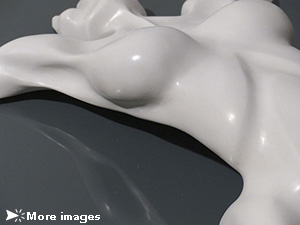 Isabelle Ardevol, Taking off, acrylic resin sculpture representing a female body in extension, 2012, 