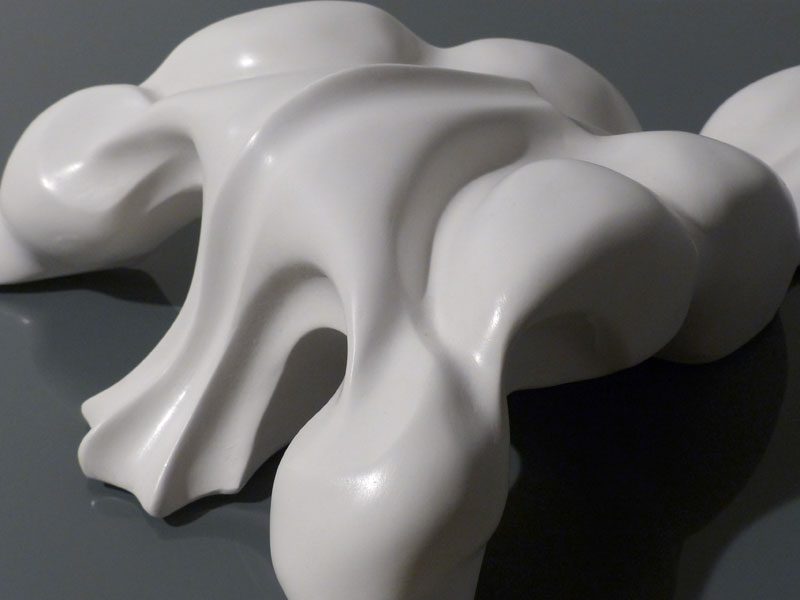 Sculpture appelée Lui de IZA - Isabelle Ardevol - Sculpteur contemporain basé à Lausanne. Peut aussi être réalisée en marbre. Plus d'info sur www.sculpteur.eu